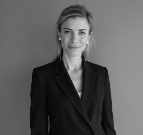 Lindsi 