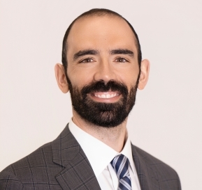 Donal Kasiri Image 2026