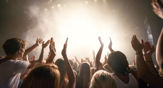 Setting the financial stage for entertainers